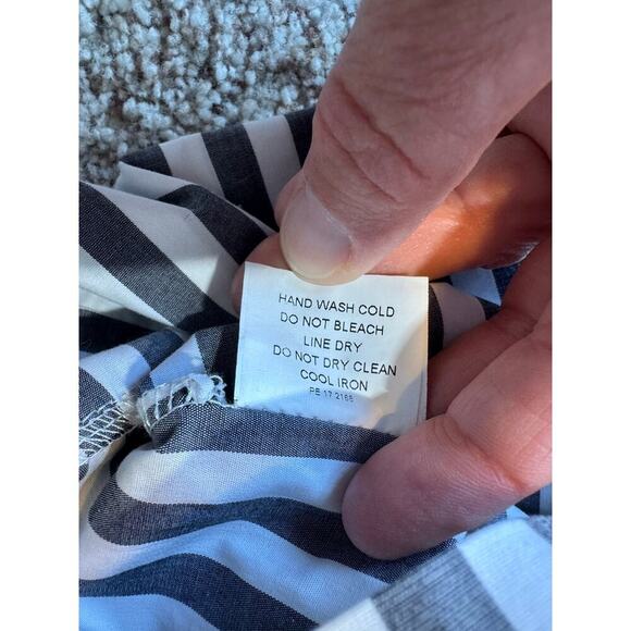 CHEPE ruffled sleeve blouse/shirt, small, Crisp Cotton Blend, White & Gray strip - Picture 9 of 10